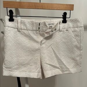 Calvin Klein White Bermuda Shorts with Textured Pattern